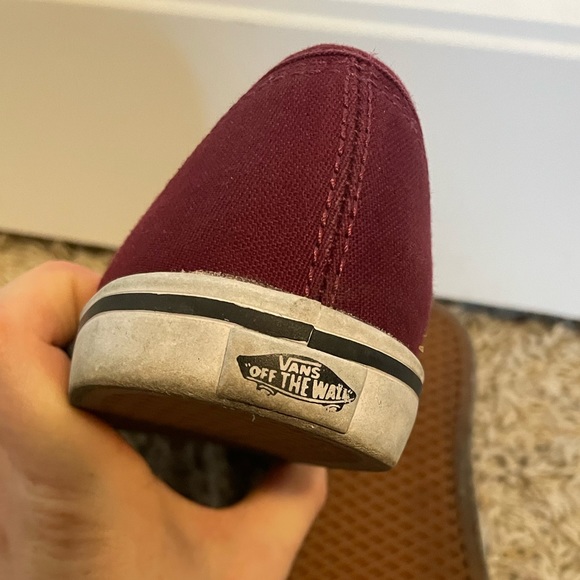 Burgundy Lo-pro vans 6 - Picture 6 of 9
